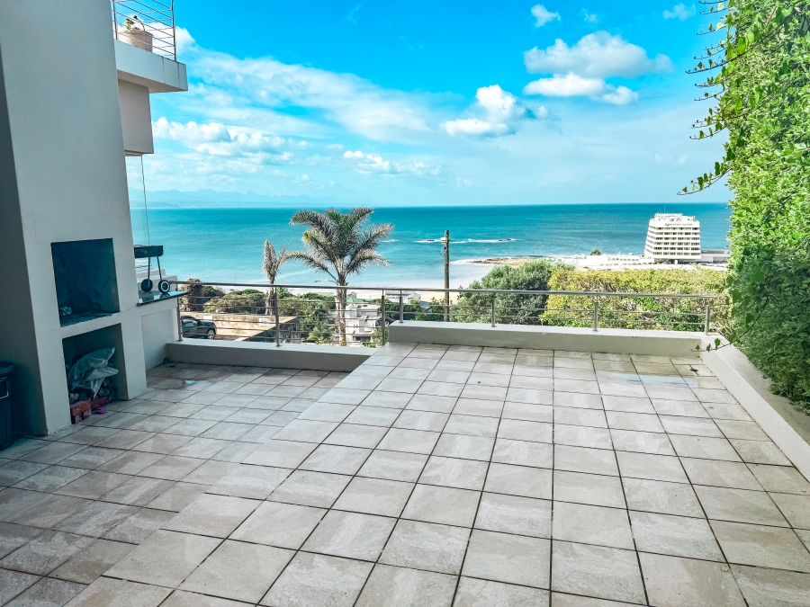 To Let 3 Bedroom Property for Rent in Signal Hill Western Cape